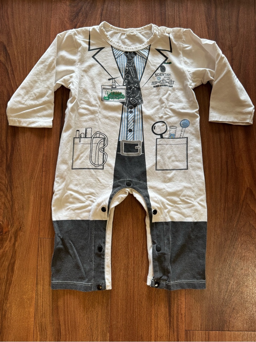 Baby Scientist Print Romper White with Gray Details Size 18-24 M